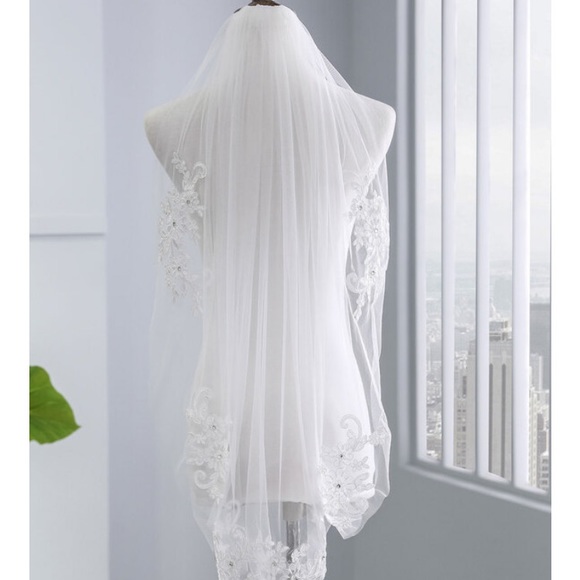 Wedding Dress & Veil - Picture 14 of 16